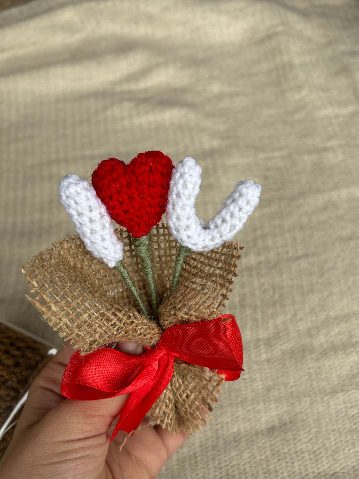 Crochet small I ❤️ U bouquet