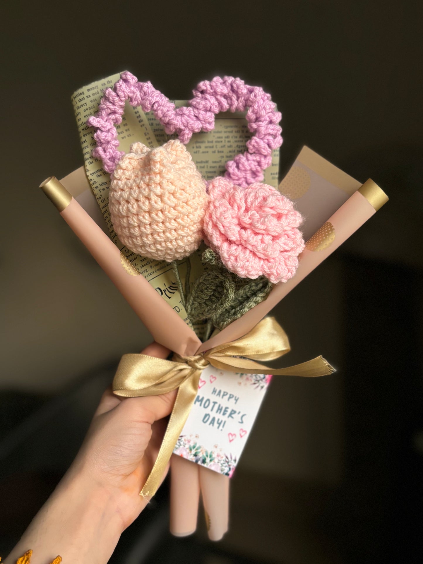 Crochet heart tulip and rose bouquet