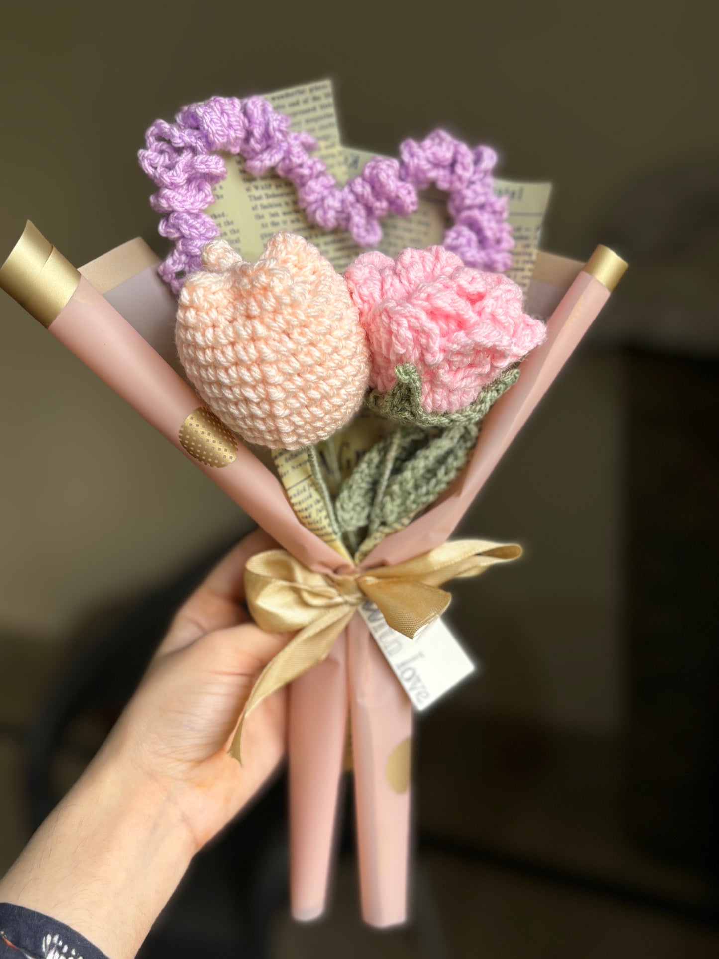 Crochet heart tulip and rose bouquet
