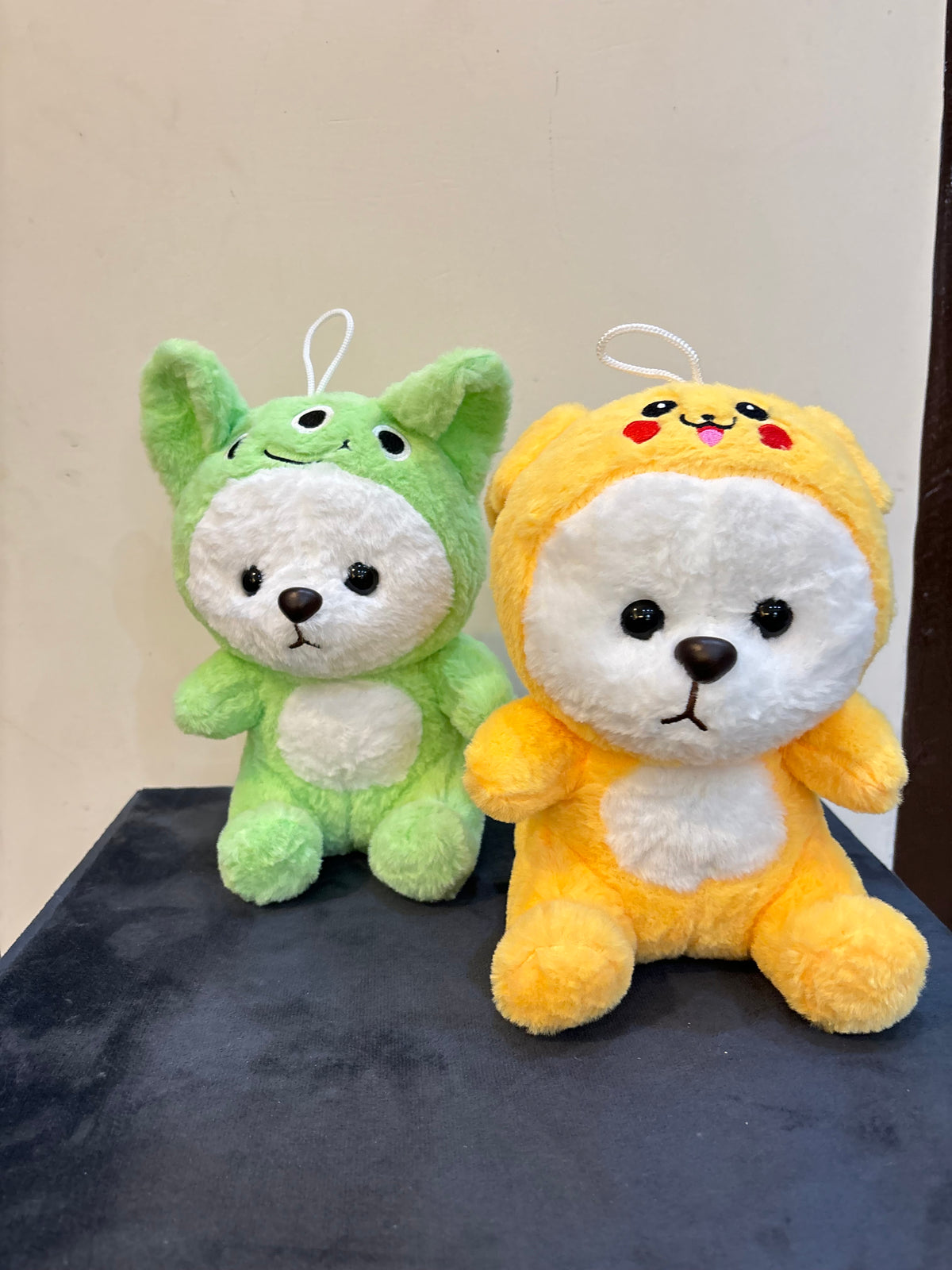 Alien & pikachu plushie