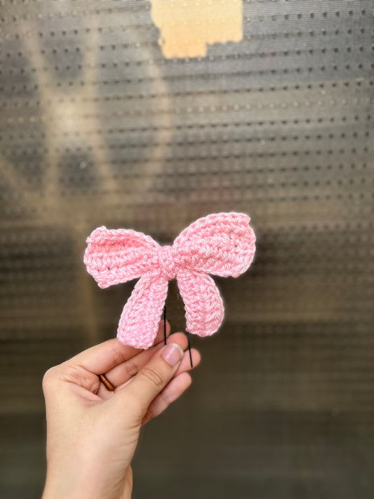 Crochet bow pins