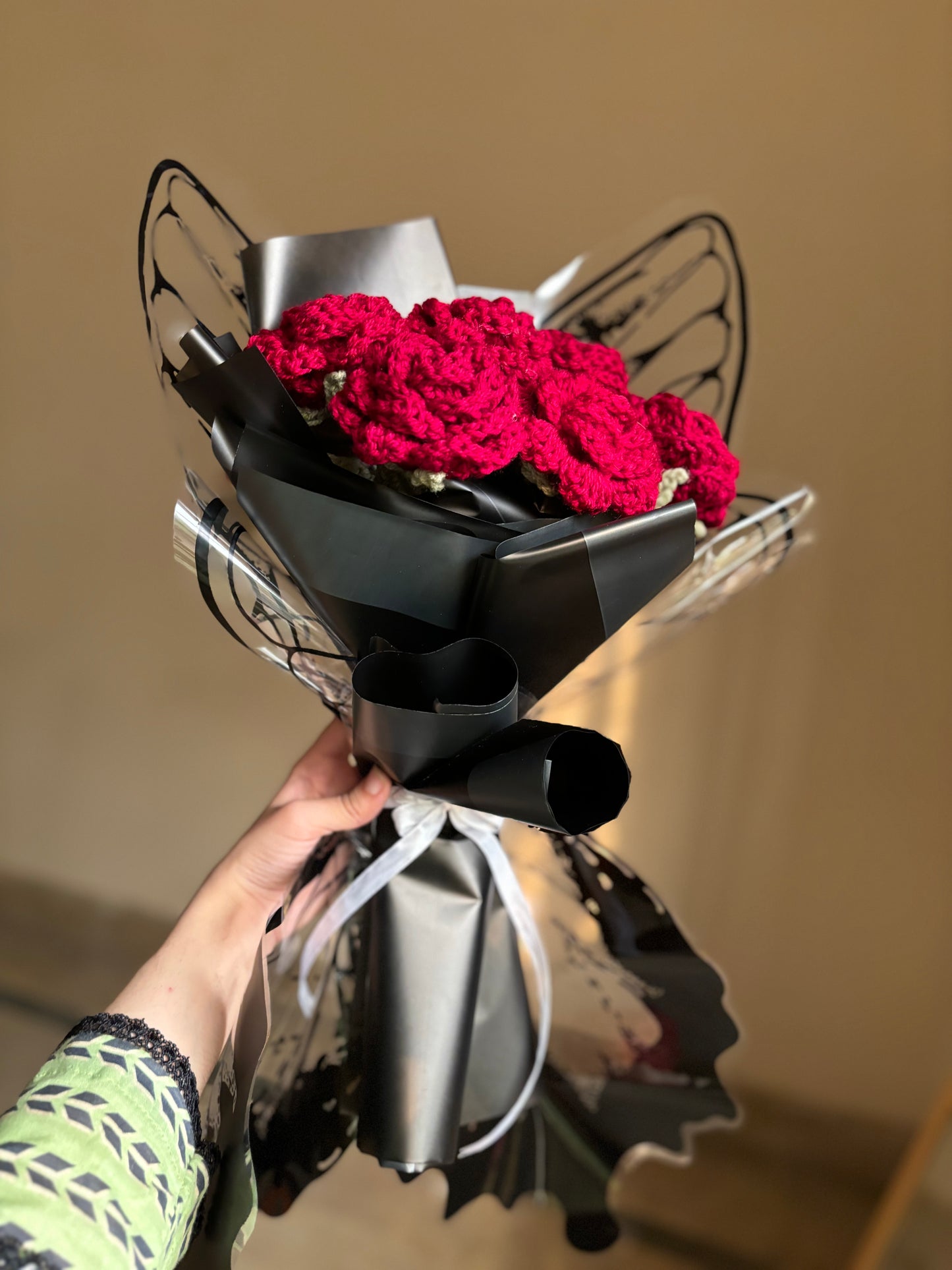 Crochet premium roses butterfly bouquet