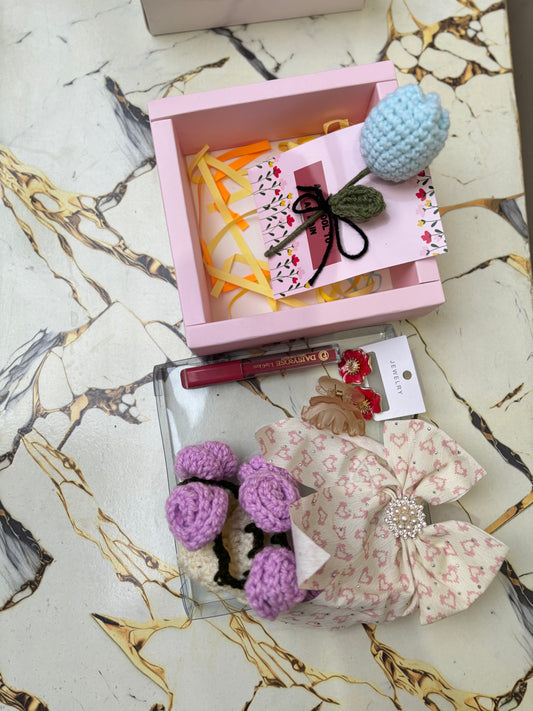 Gift box ( Random colours of products and box)