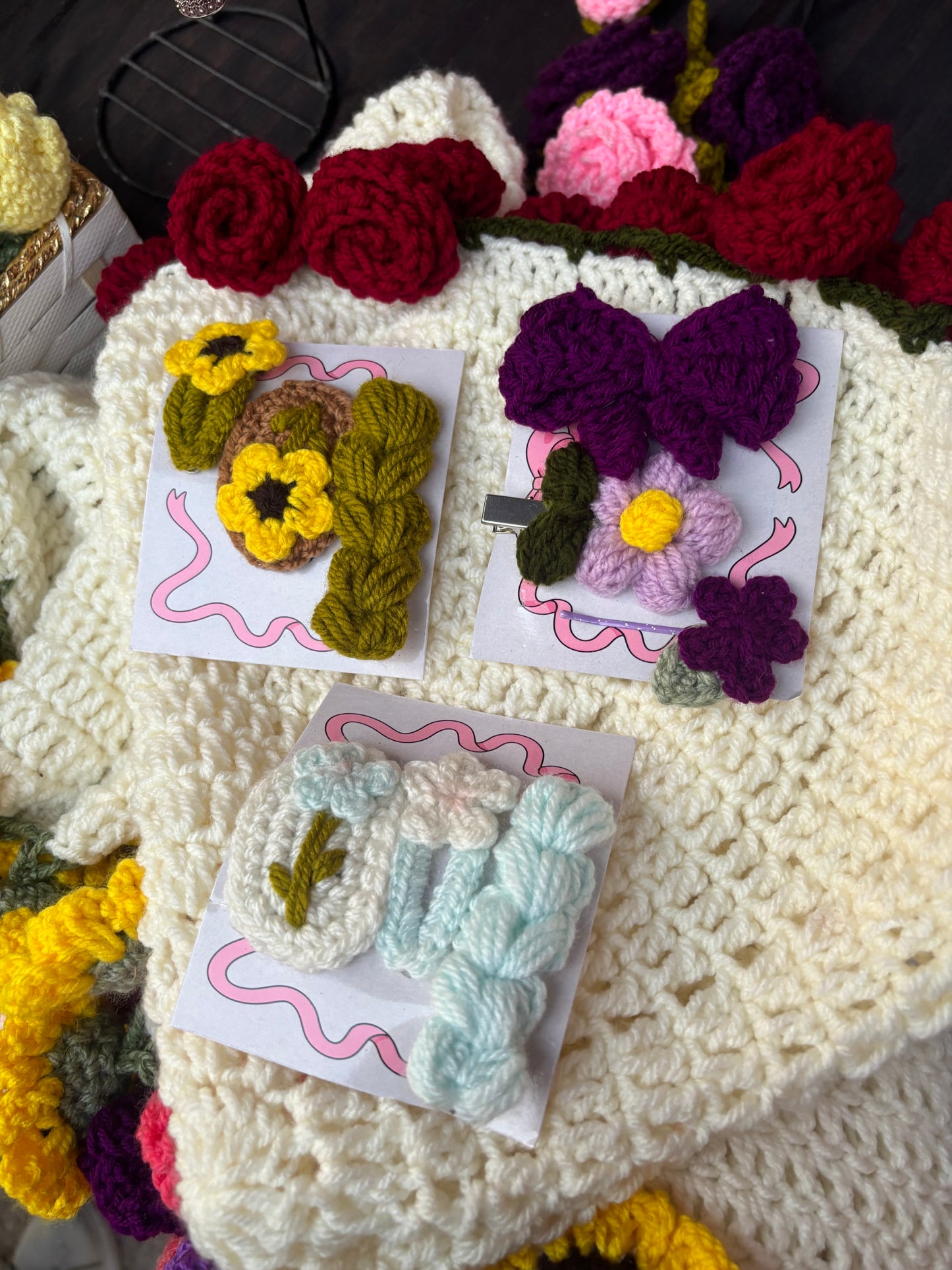 Crochet hairpins stack