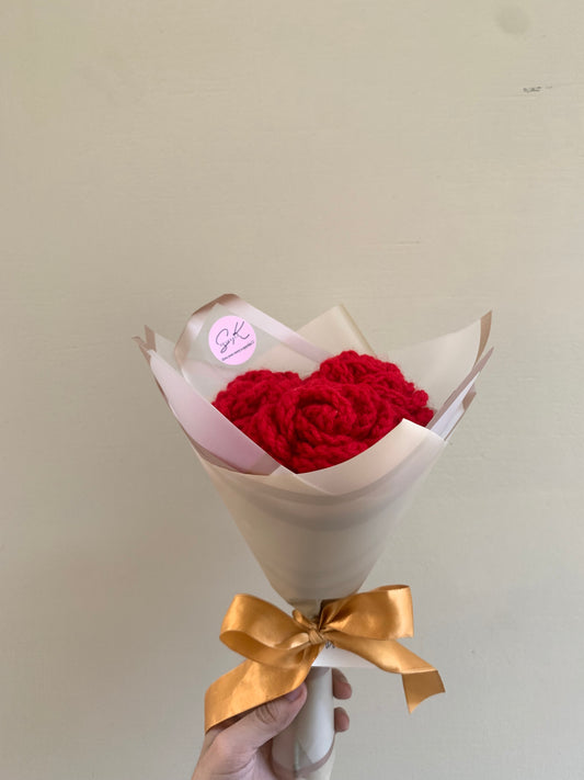 Crochet roses bouquet