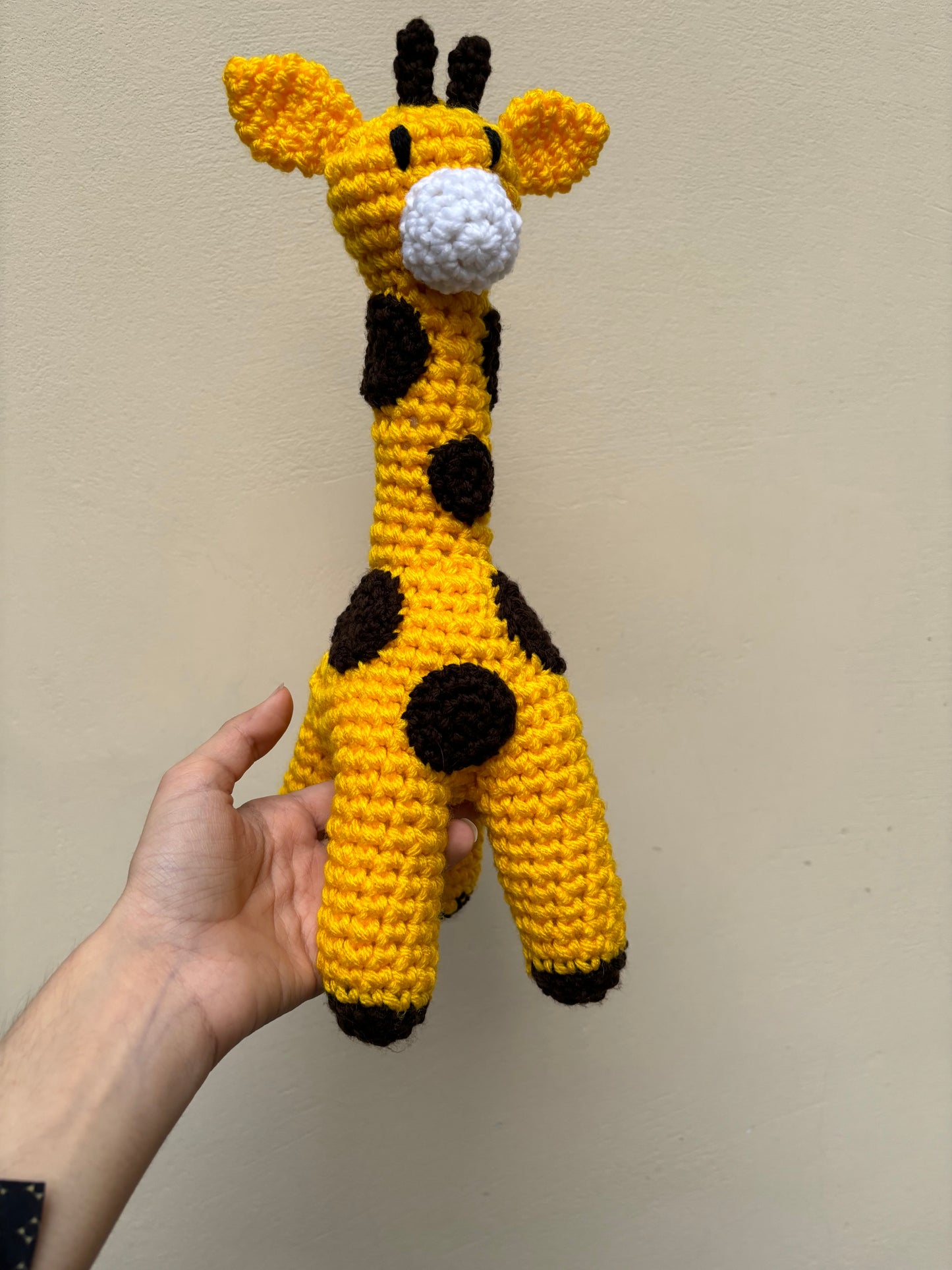 Crochet giraffe