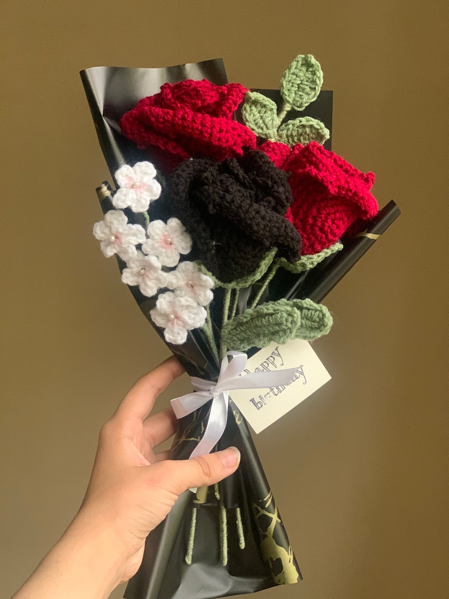 Crochet roses and forget me not flowers bouquet